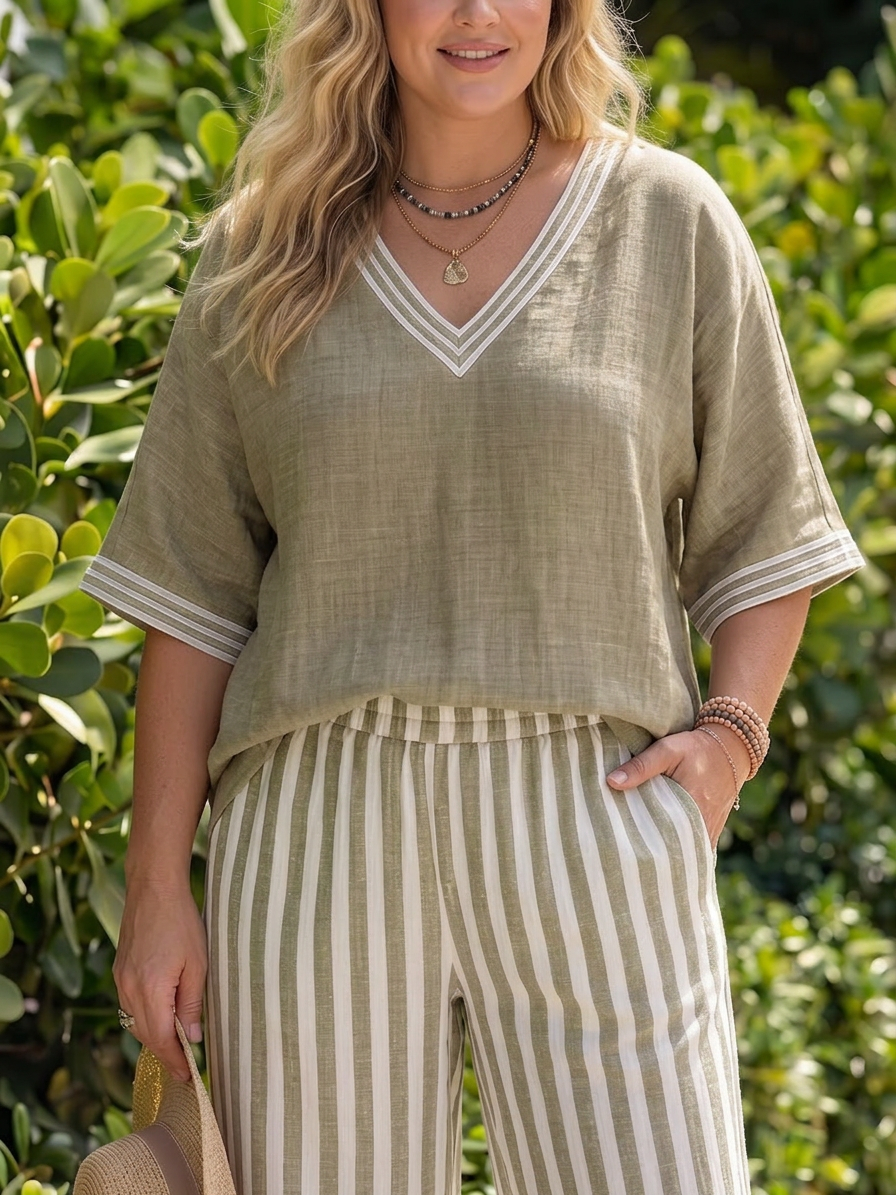 Wren | Ensemble Tunique Décolleté V Contrasté et Pantalon à Rayures